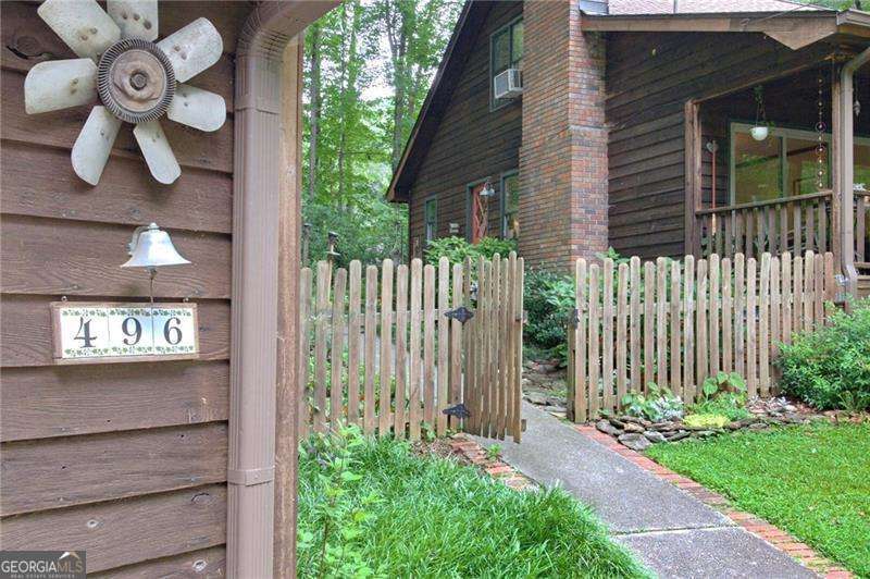4 bedroom, 3 bathroom, 3,216 sq ft cabin,single family residence for sale at 496 Carlouetta Road, Mableton, GA 30126 — photo 6