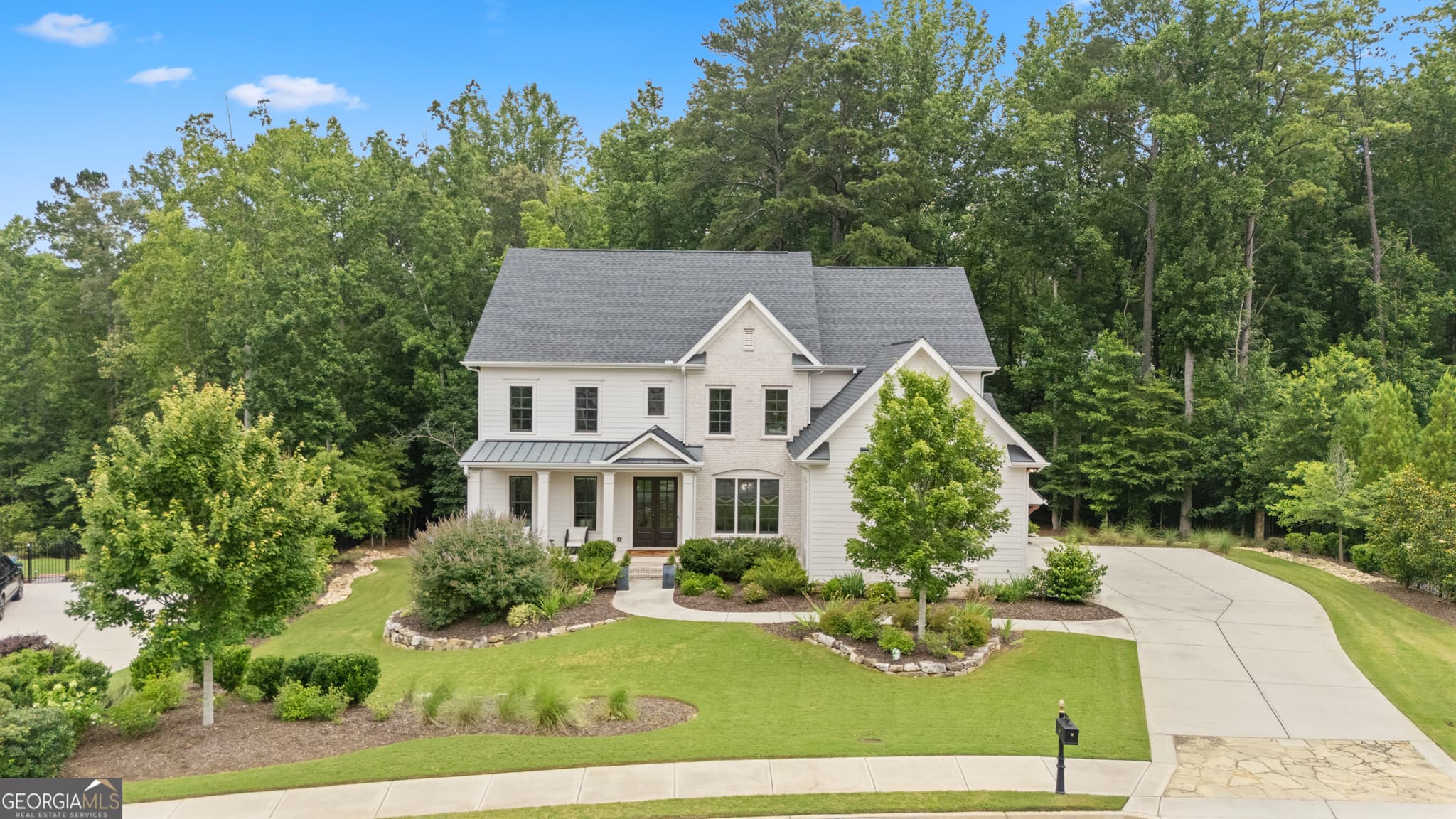5 bedroom, 5.5 bathroom, 5,089 sq ft single family residence for rent at 2045 Kent Court, Milton, GA 30004 for $11,000 a month — photo 3