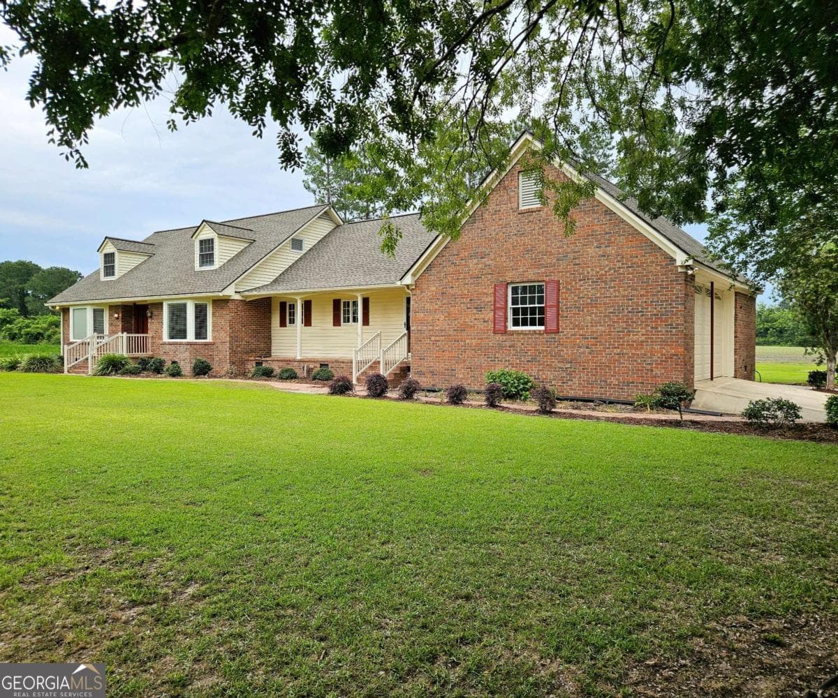 5 bedroom, 3.5 bathroom, 3,394 sq ft single family residence for sale at 12772 Hwy 122, Pavo, GA 31778 — photo 3