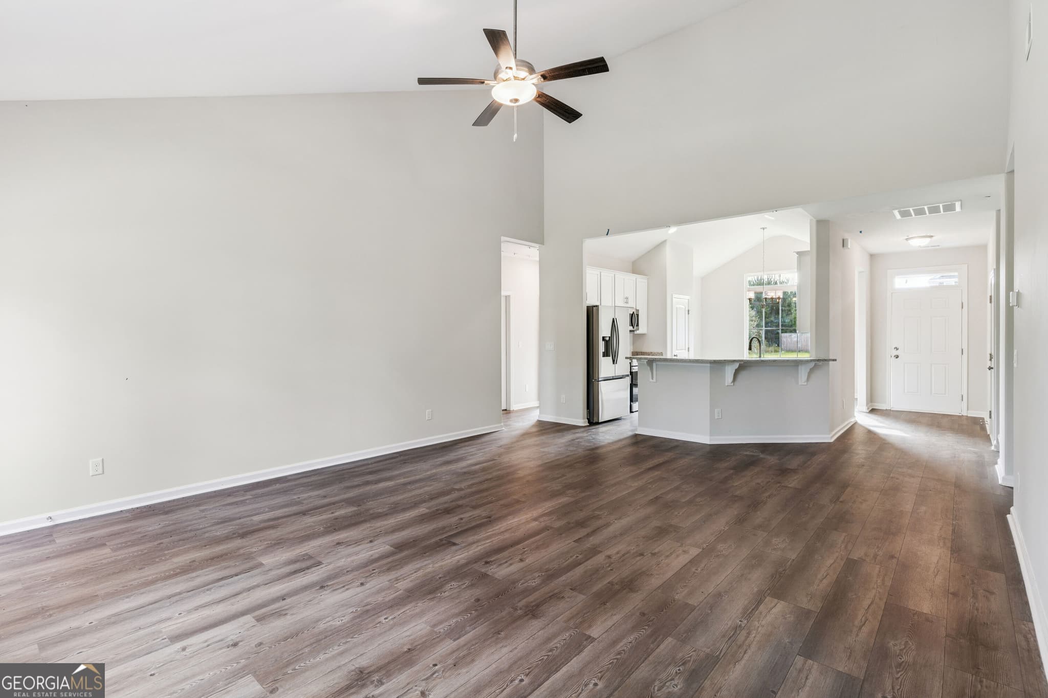 4 bedroom, 2 bathroom, 2,008 sq ft single family residence for sale at 425 Northshore Drive, Kingsland, GA 31548 — photo 6