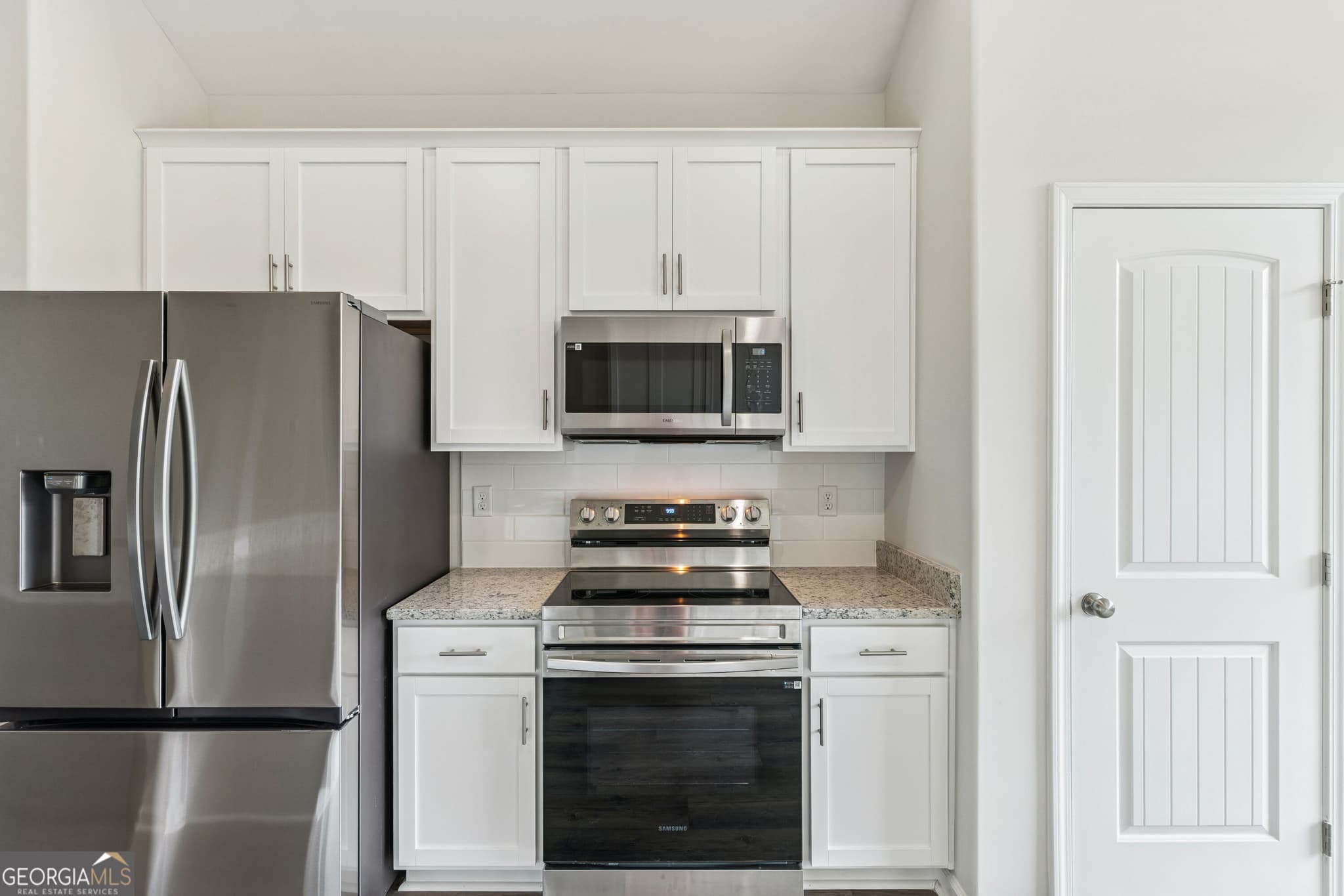 4 bedroom, 2 bathroom, 2,008 sq ft single family residence for sale at 425 Northshore Drive, Kingsland, GA 31548 — photo 10