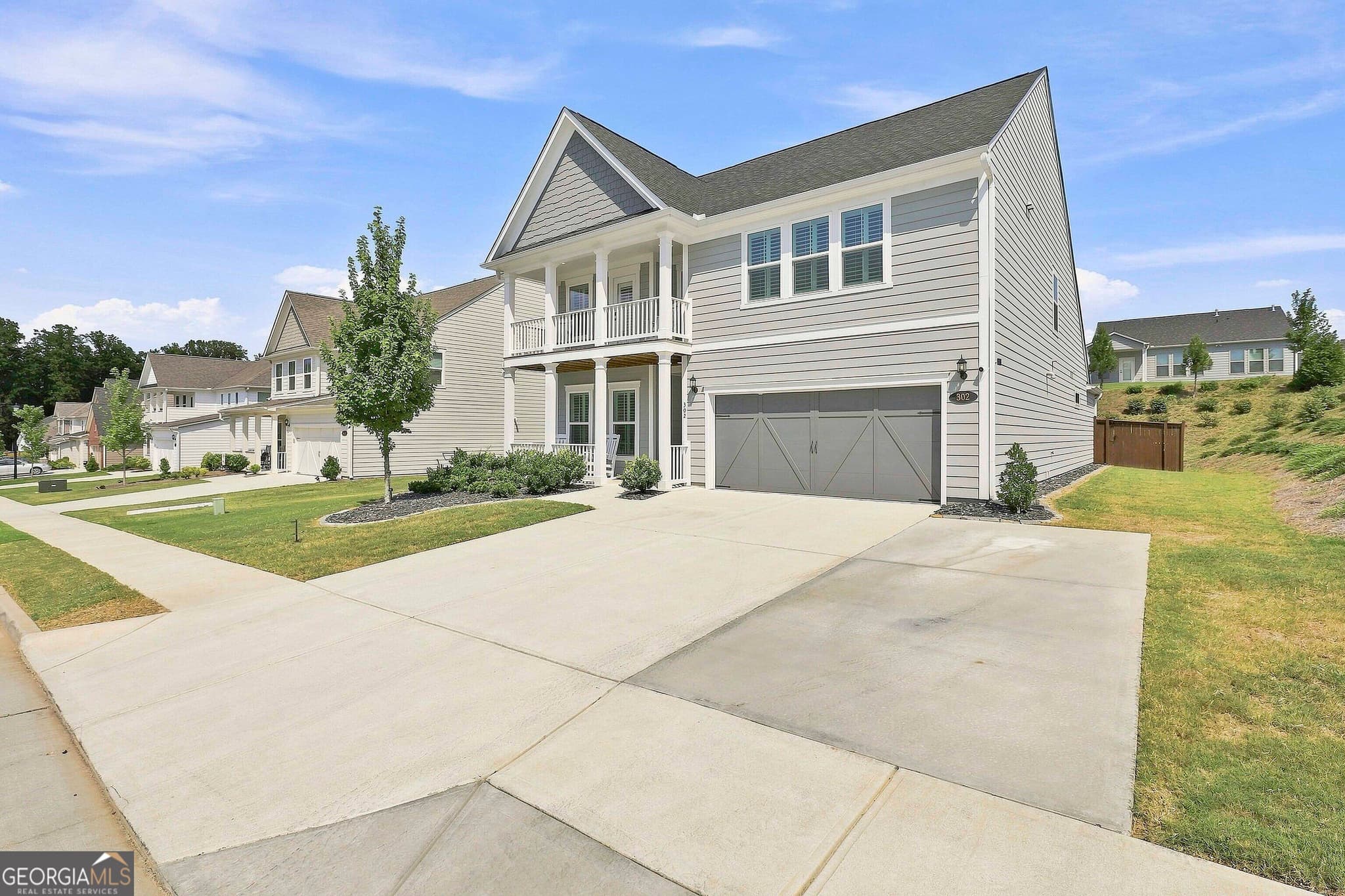 4 bedroom, 3.5 bathroom, 2,812 sq ft single family residence for sale at 302 Cain Avenue, Peachtree City, GA 30269 — photo 3