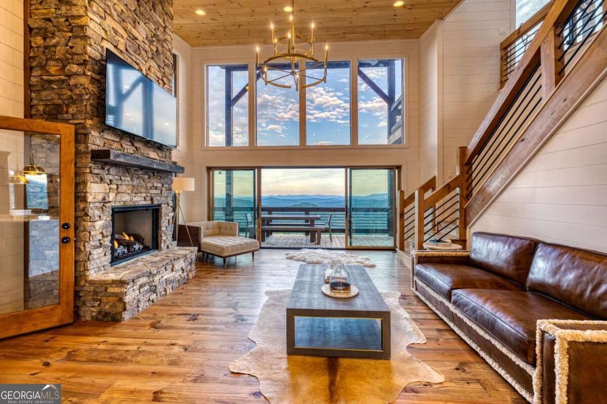 6 bedroom, 5 bathroom, 3,151 sq ft single family residence for sale at 739 Big Sky Trail, Epworth, GA 30541 — photo 4