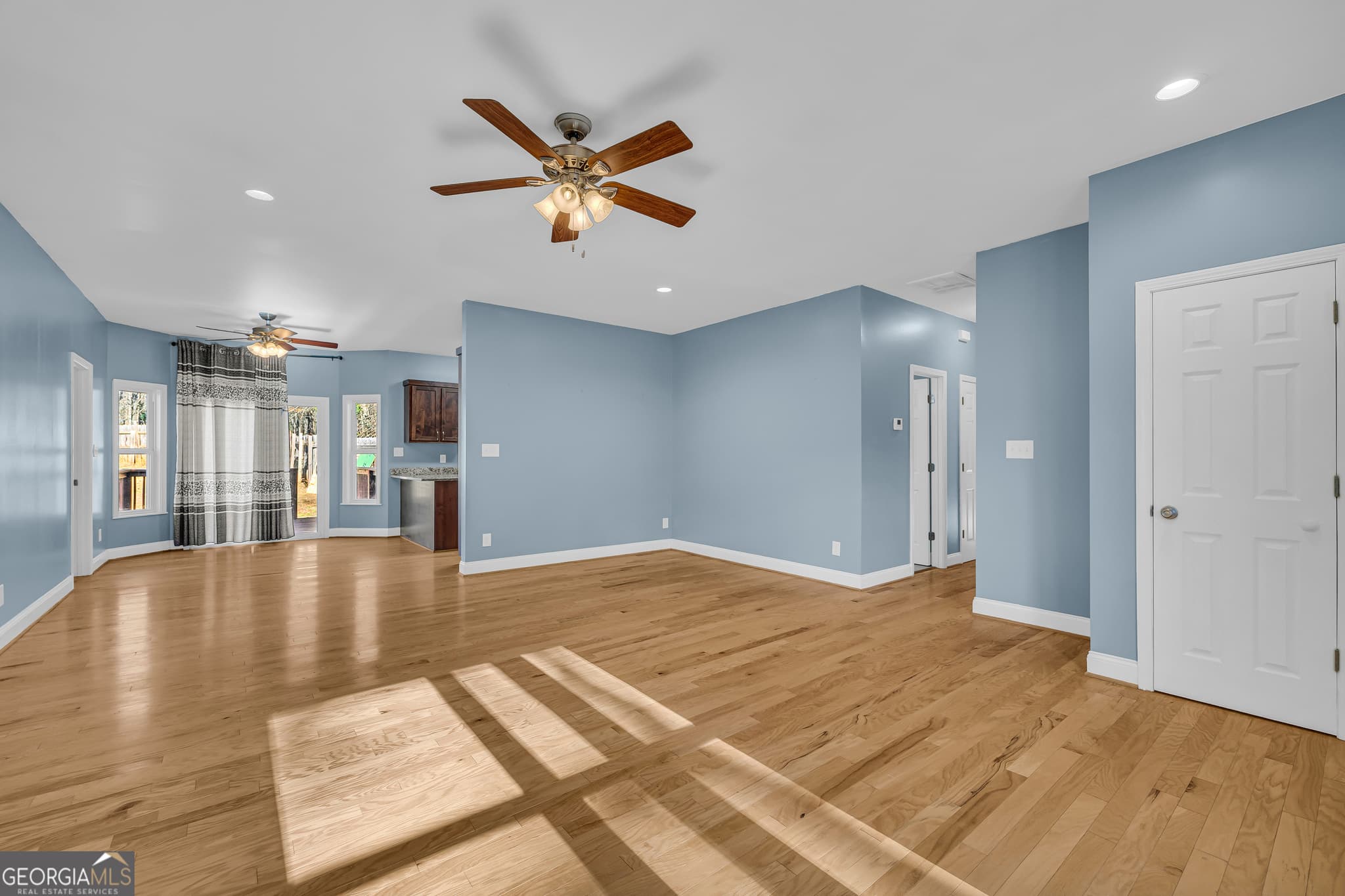 3 bedroom, 2 bathroom, 1,584 sq ft single family residence for sale at 125 Bernice Drive, Bogart, GA 30622 — photo 4