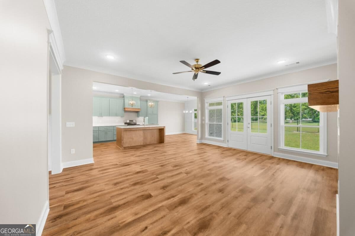 4 bedroom, 3 bathroom, 3,049 sq ft single family residence for sale at 7 Honeysuckle Drive, Claxton, GA 30417 — photo 3
