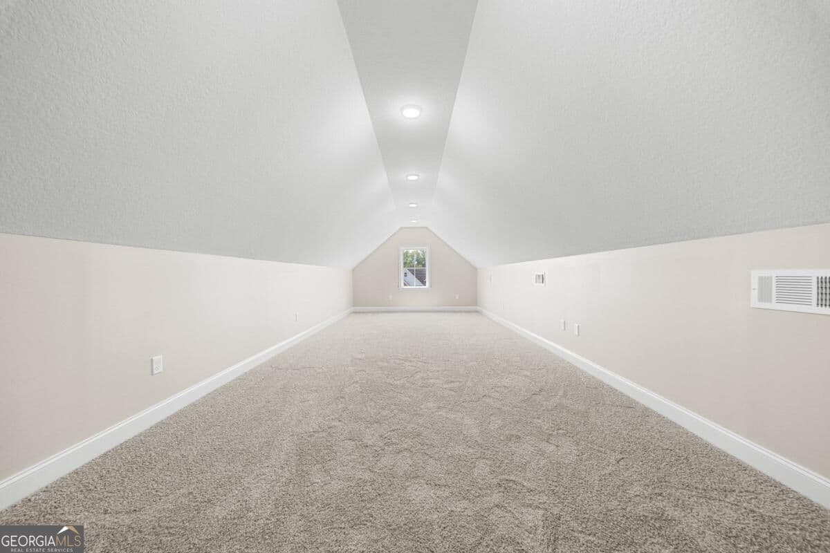 4 bedroom, 3 bathroom, 3,049 sq ft single family residence for sale at 7 Honeysuckle Drive, Claxton, GA 30417 — photo 5