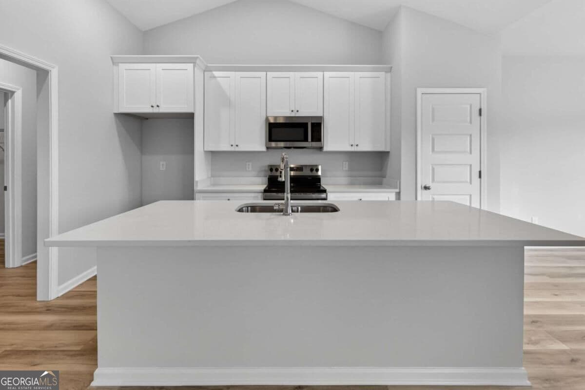 4 bedroom, 2.5 bathroom, 2,157 sq ft single family residence for sale at 170 Linda Way LOT 1, Fayetteville, GA 30215 — photo 7