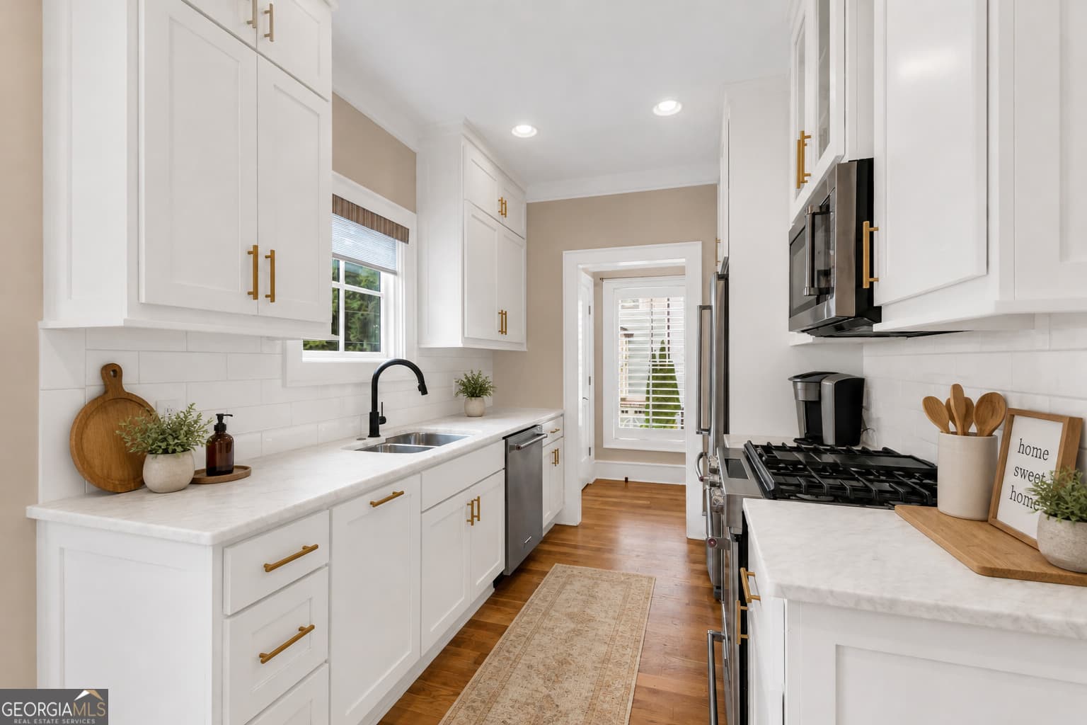 3 bedroom, 2.5 bathroom, 2,431 sq ft single family residence for sale at 205 Flesner Court, Clarkesville, GA 30523 — photo 8