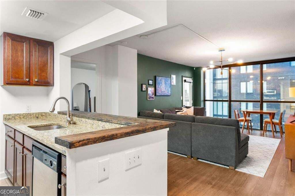1 bedroom, 1 bathroom, 772 sq ft condominium for sale at 1280 W Peachtree Street 2803, Atlanta, GA 30309 — photo 6