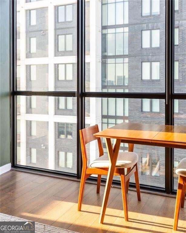 1 bedroom, 1 bathroom, 772 sq ft condominium for sale at 1280 W Peachtree Street 2803, Atlanta, GA 30309 — photo 4