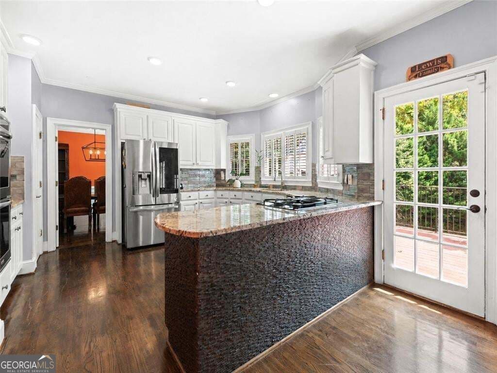 5 bedroom, 4 bathroom, 4,867 sq ft single family residence for sale at 5502 Oakwood Drive, Stone Mountain, GA 30087 — photo 8