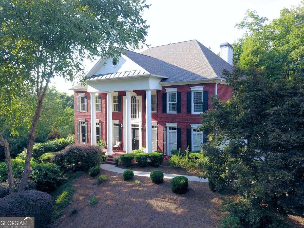 5 bedroom, 4.5 bathroom, 5,613 sq ft single family residence for sale at 5283 Whitehaven Park Lane, Smyrna, GA 30126