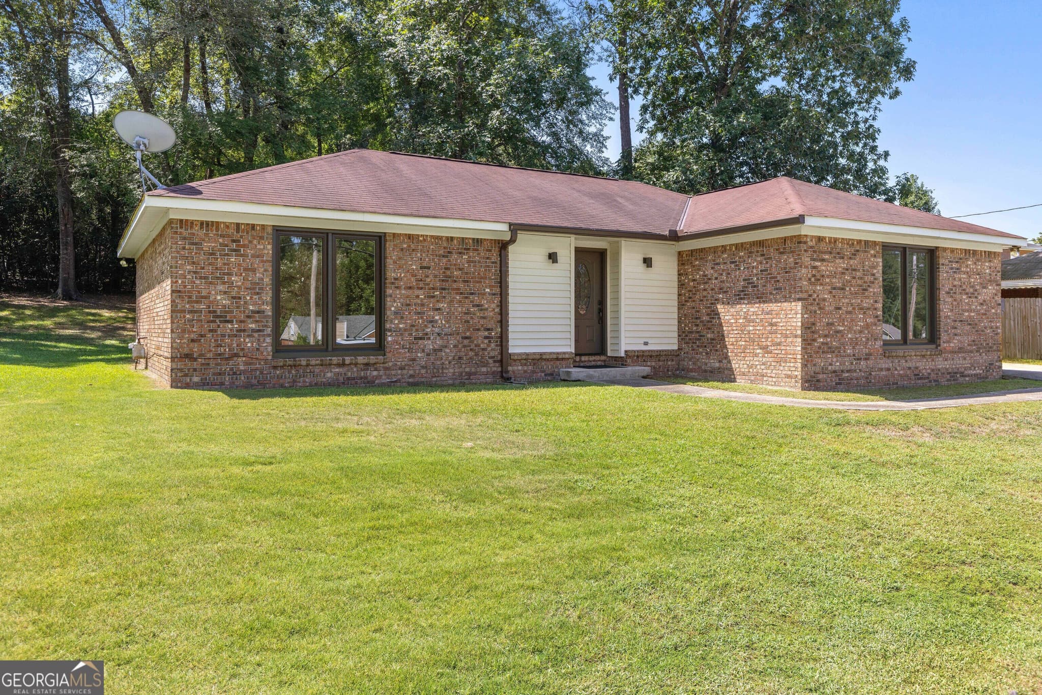 3 bedroom, 2 bathroom single family residence for sale at 5918 Hunter Road, Columbus, GA 31907 — photo 2