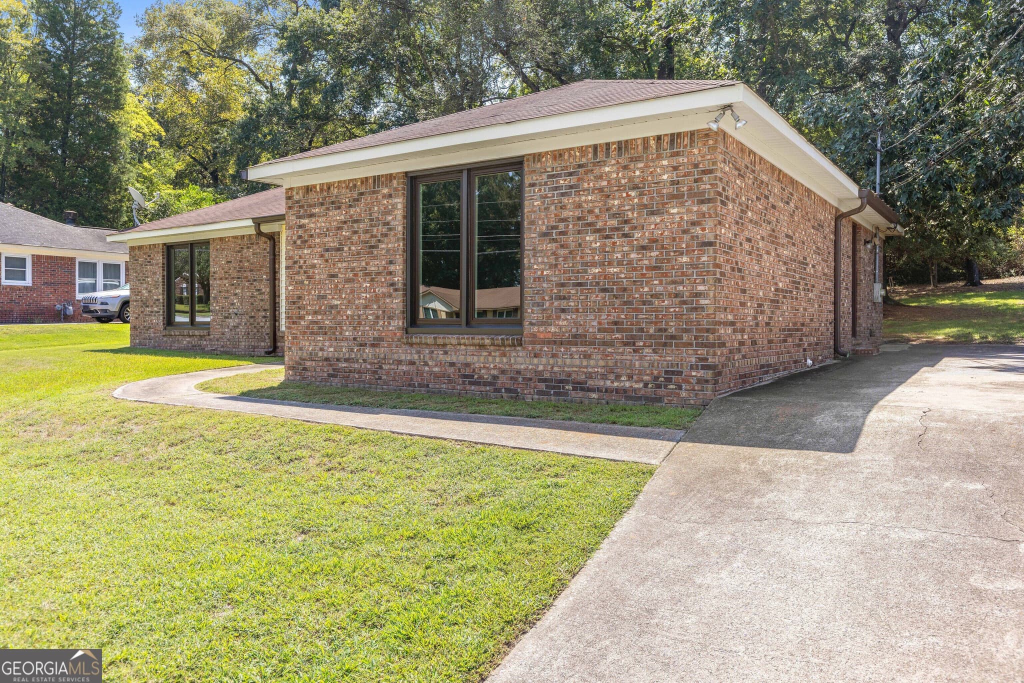 3 bedroom, 2 bathroom single family residence for sale at 5918 Hunter Road, Columbus, GA 31907 — photo 3