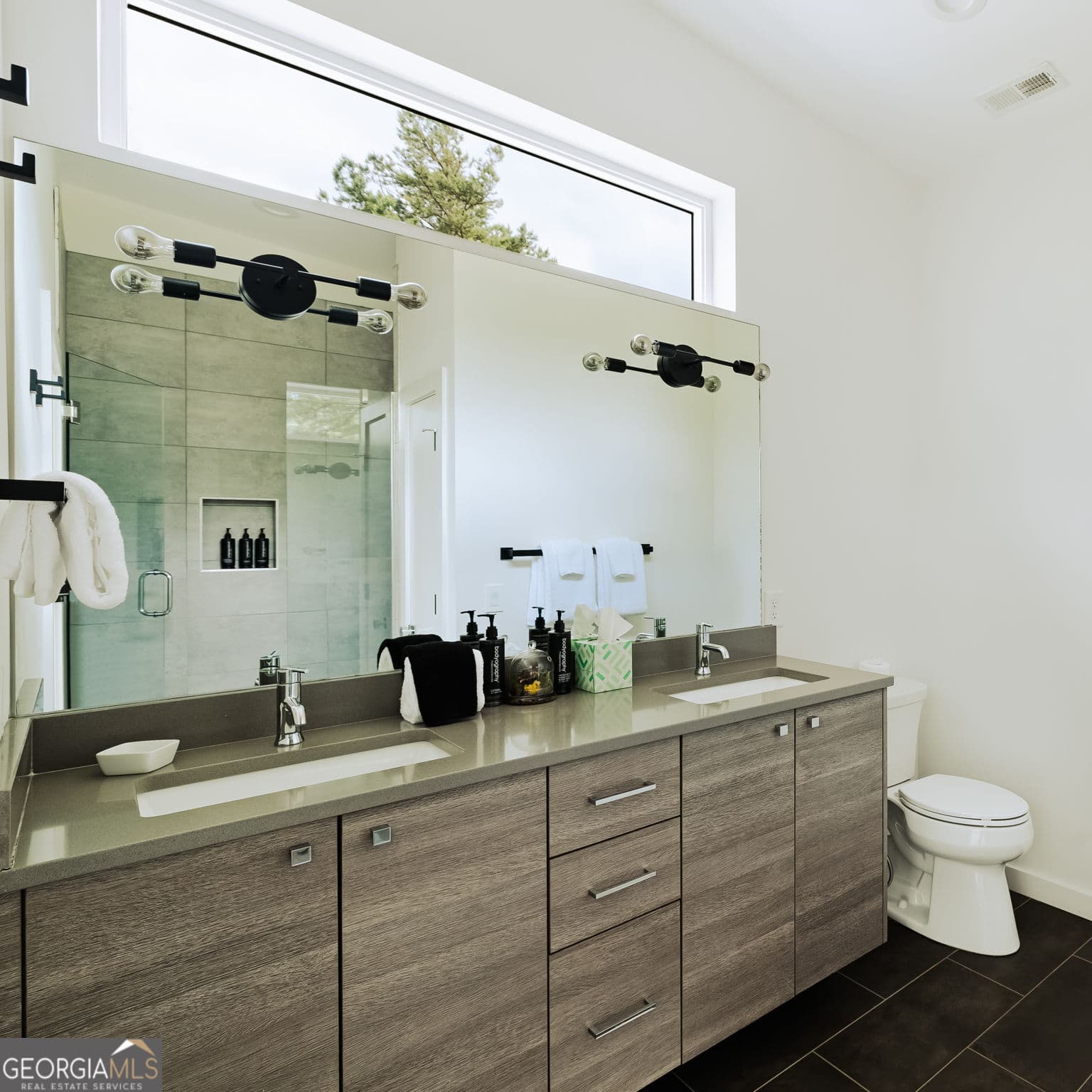 2 bedroom, 2.5 bathroom single family residence for sale at 211 Brannon Ridge, Young Harris, GA 30582 — photo 10