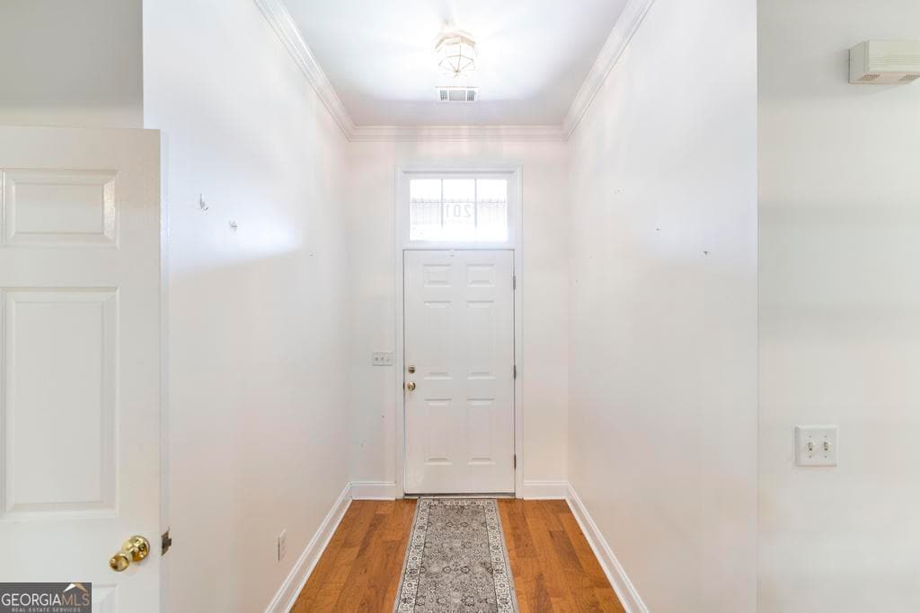 3 bedroom, 2 bathroom, 2,114 sq ft single family residence under contract at 201 Foxridge Drive, Dublin, GA 31021 — photo 6