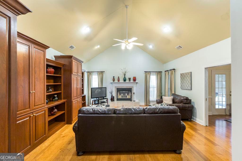 3 bedroom, 2 bathroom, 2,114 sq ft single family residence under contract at 201 Foxridge Drive, Dublin, GA 31021 — photo 7