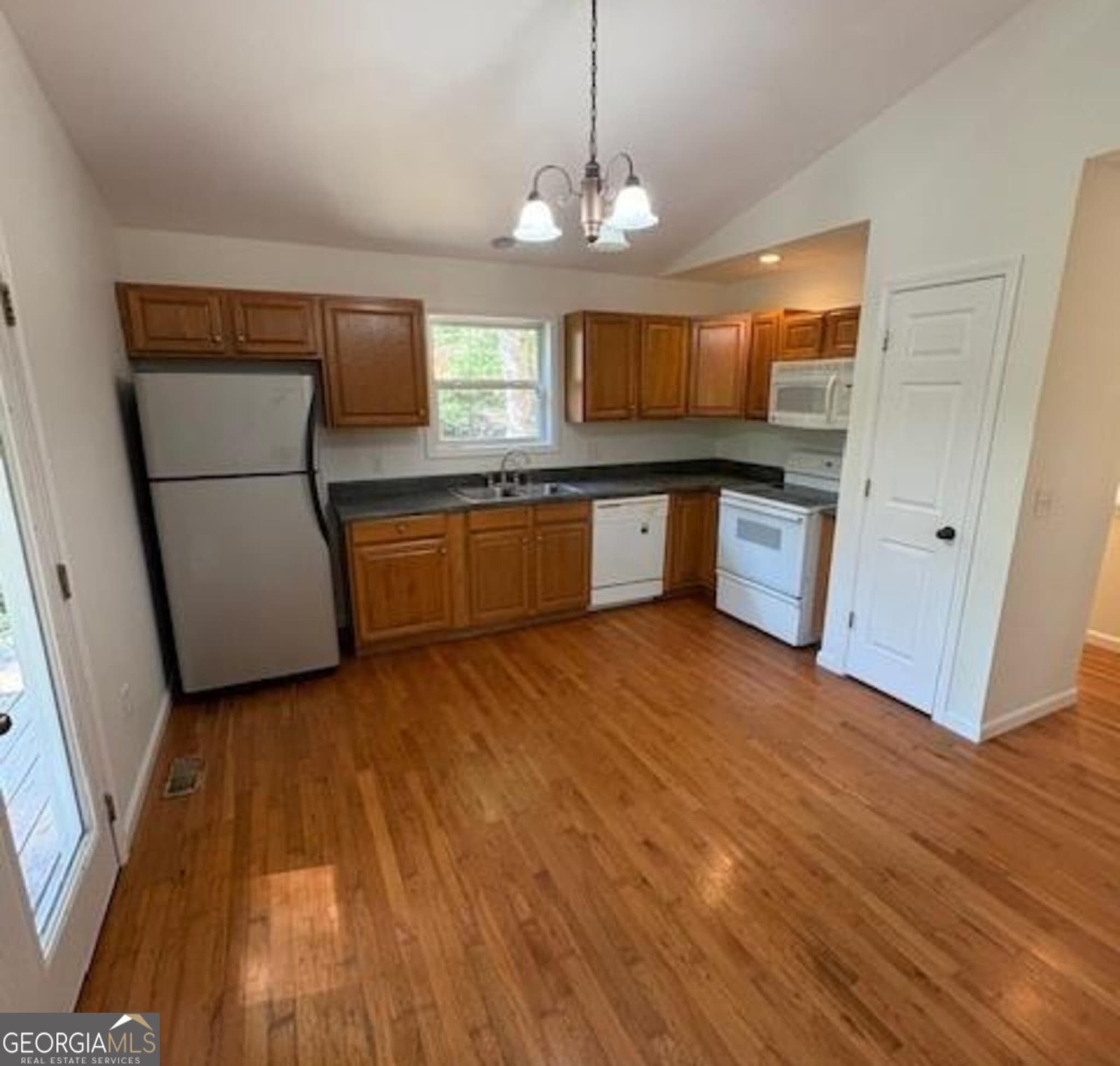 3 bedroom, 2 bathroom, 1,536 sq ft single family residence for rent at 104 Travelers Lane, Clayton, GA 30525 for $1,950 a month — photo 2