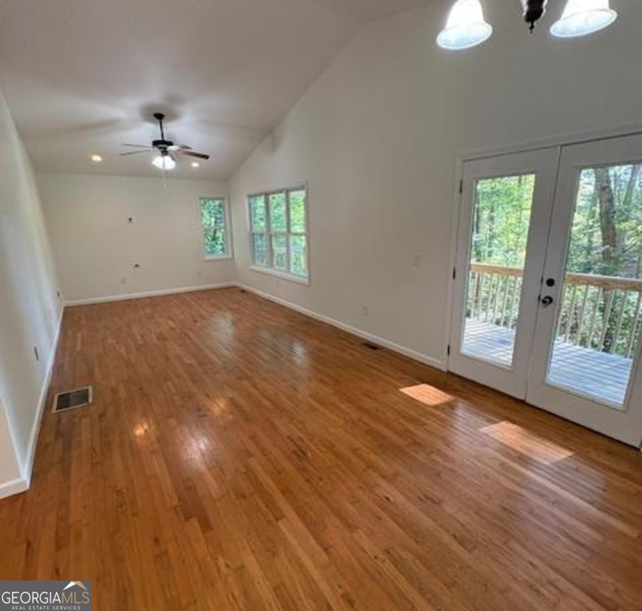 3 bedroom, 2 bathroom, 1,536 sq ft single family residence for rent at 104 Travelers Lane, Clayton, GA 30525 for $1,950 a month — photo 3