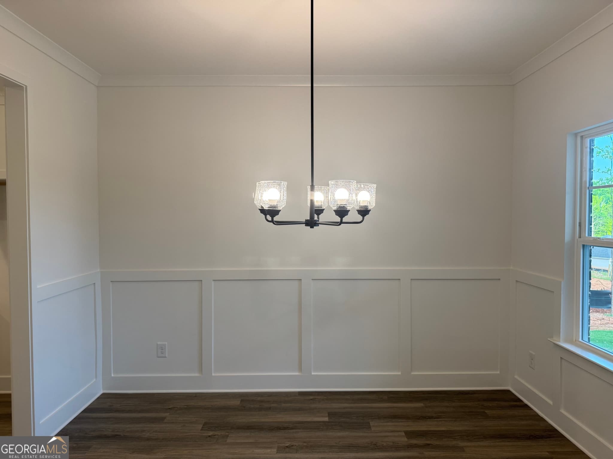 5 bedroom, 3.5 bathroom, 2,628 sq ft single family residence for sale at 181 Blackberry Court, Pendergrass, GA 30567 — photo 8