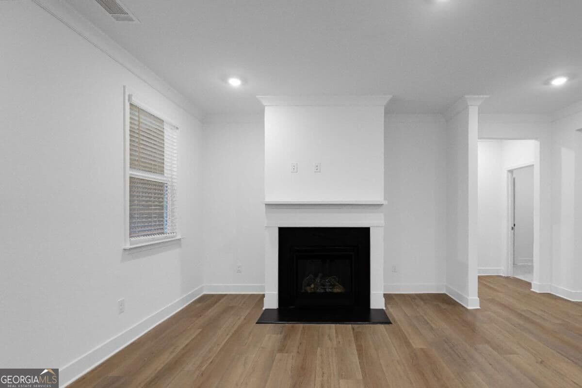 3 bedroom, 3 bathroom, 2,552 sq ft single family residence for sale at 405 Saka Cove, Mcdonough, GA 30252 — photo 7
