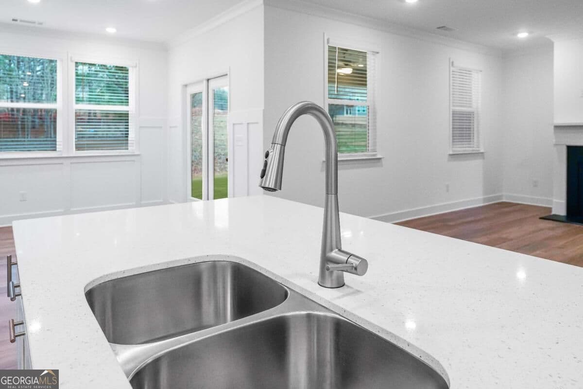 3 bedroom, 3 bathroom, 2,552 sq ft single family residence for sale at 405 Saka Cove, Mcdonough, GA 30252 — photo 8