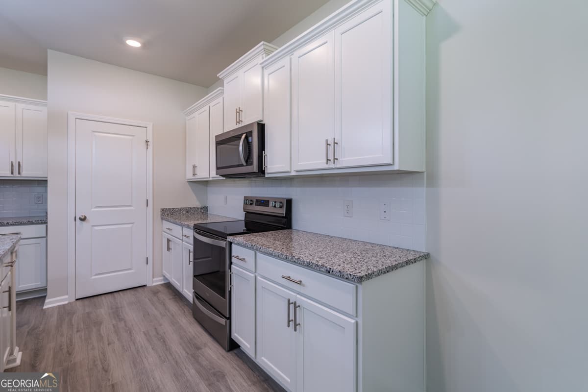 4 bedroom, 2 bathroom, 1,891 sq ft single family residence for sale at 56 Woodford Reserve Drive, Pooler, GA 31322 — photo 6