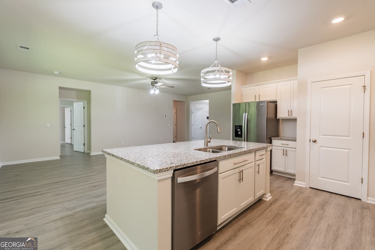 4 bedroom, 2 bathroom, 1,891 sq ft single family residence for sale at 56 Woodford Reserve Drive, Pooler, GA 31322 — photo 5