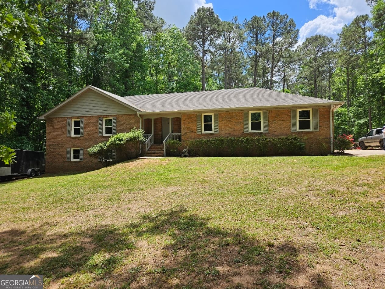 4 bedroom, 3 bathroom, 2,843 sq ft single family residence sold at 32 Angie Court, Stockbridge, GA 30281