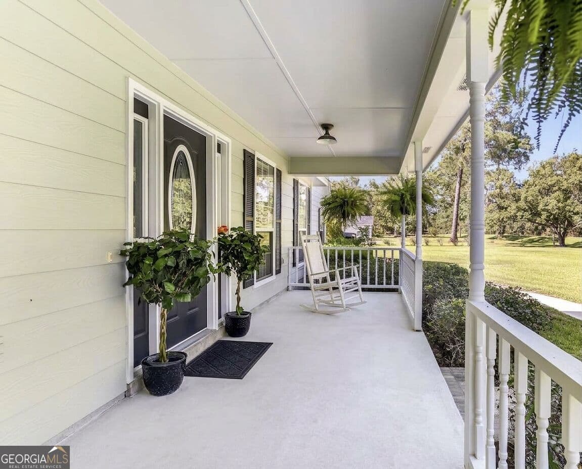 4 bedroom, 2.5 bathroom, 2,264 sq ft single family residence for sale at 13371 Ga Highway 110, Woodbine, GA 31569 — photo 2