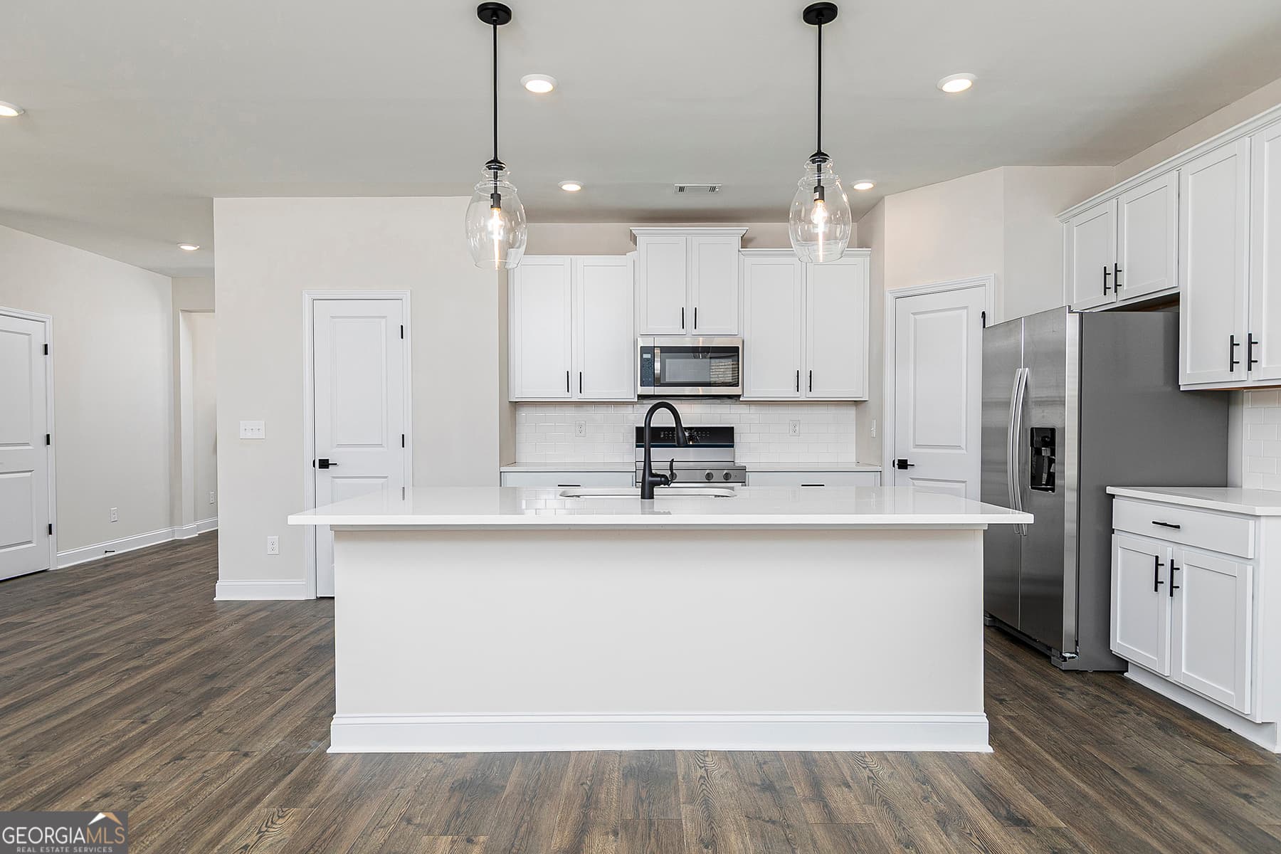 4 bedroom, 2.5 bathroom, 2,002 sq ft single family residence for sale at 626 Cantrell Drive, Dallas, GA 30157 — photo 6