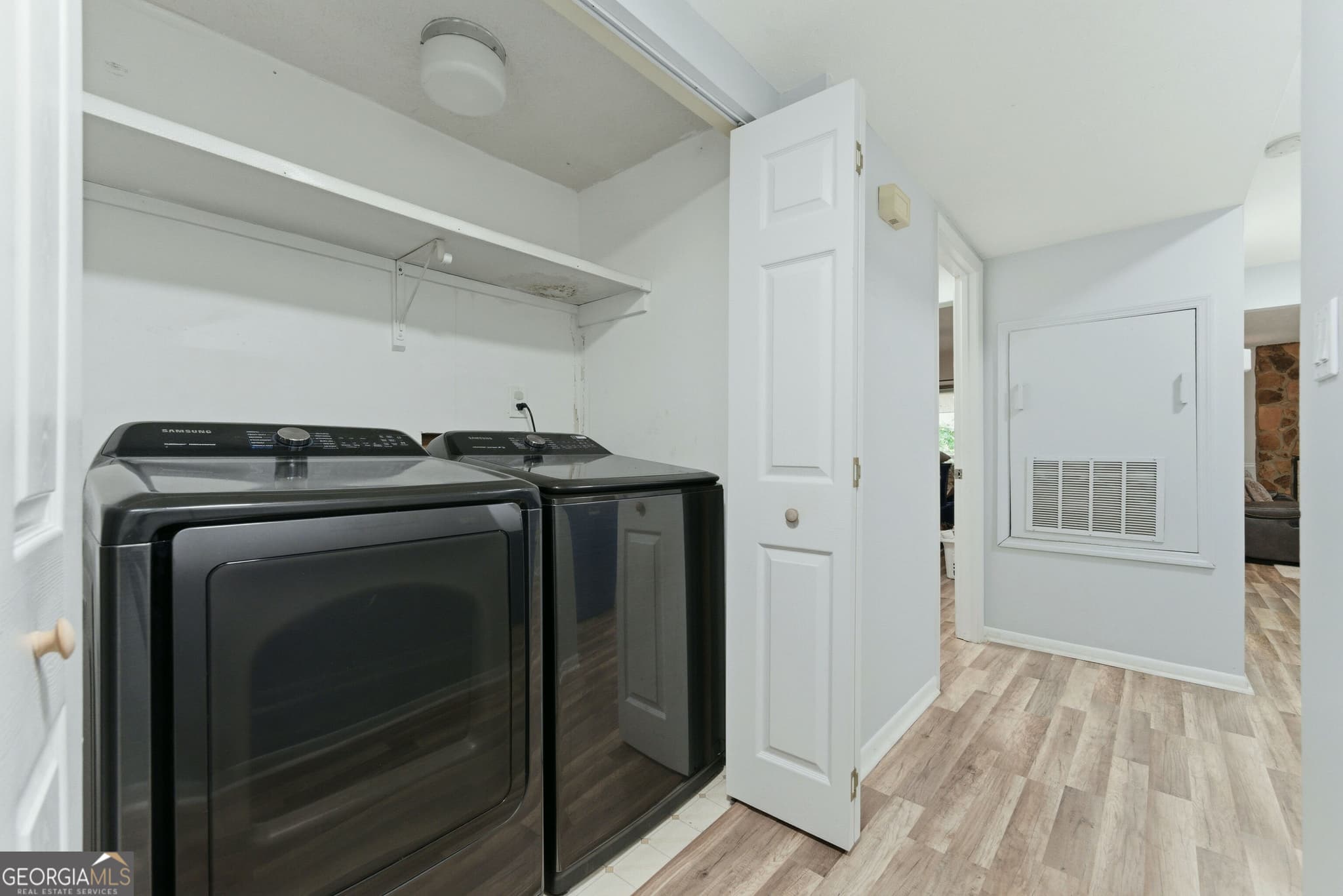 2 bedroom, 2 bathroom, 1,209 sq ft condominium for sale at 2893 Torreya Way, Marietta, GA 30067 — photo 9