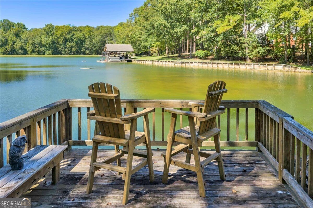 5 bedroom, 4.5 bathroom, 4,834 sq ft single family residence for sale at 383 Evergreen Road, Dublin, GA 31021 — photo 6