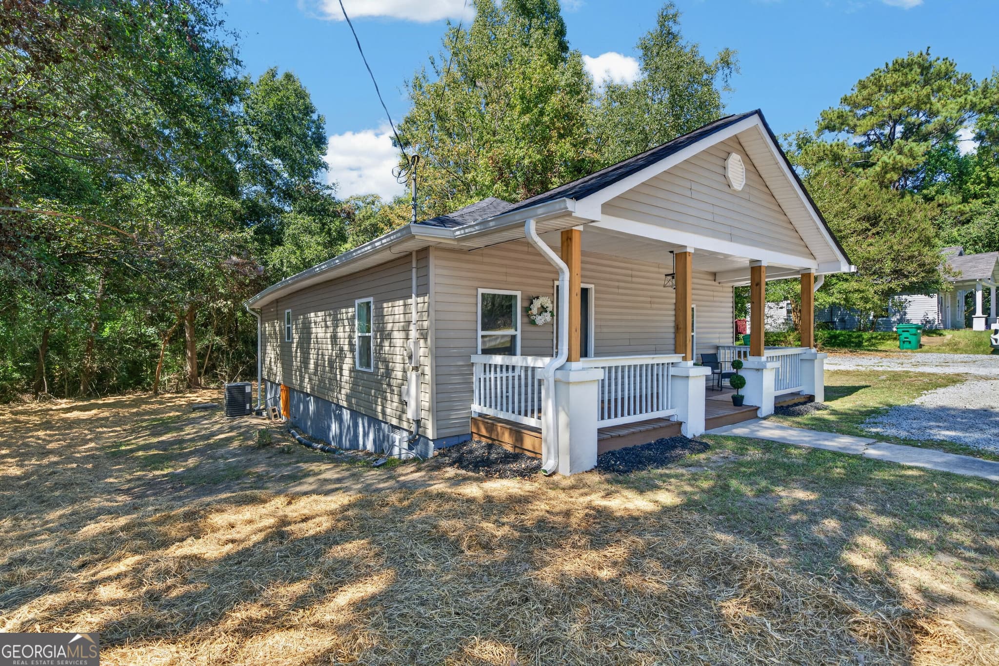 2 bedroom, 2 bathroom, 1,048 sq ft single family residence for sale at 2245 Irwinton Road, Milledgeville, GA 31061 — photo 4