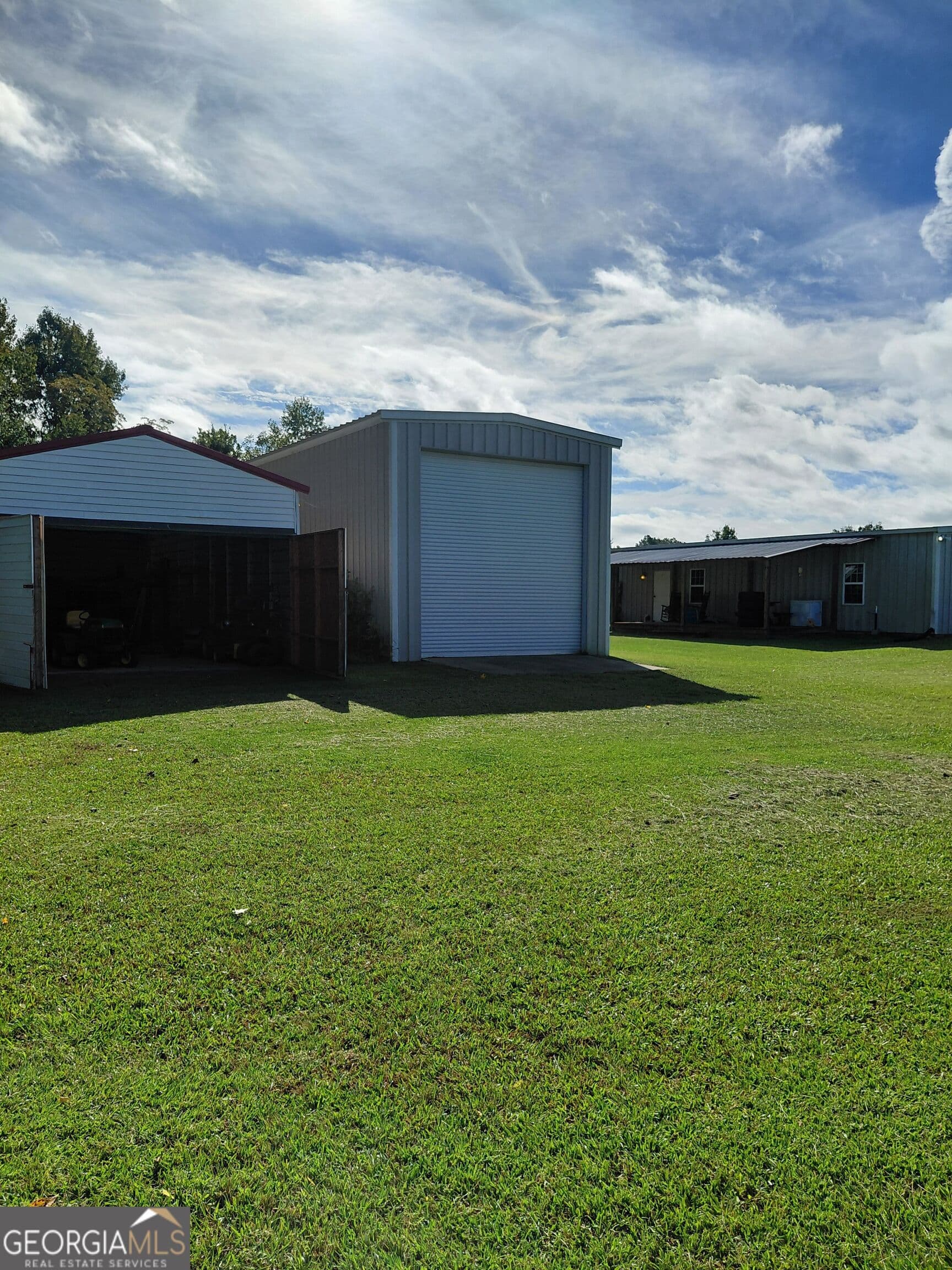 3 bedroom, 2 bathroom, 2,000 sq ft single family residence for sale at 3636 Fountain Springs Road, Millen, GA 30442 — photo 6