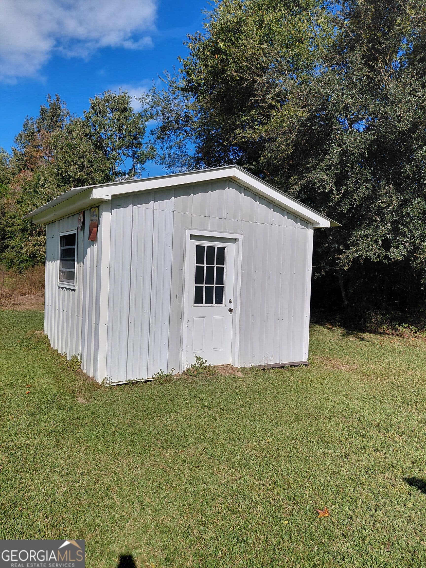 3 bedroom, 2 bathroom, 2,000 sq ft single family residence for sale at 3636 Fountain Springs Road, Millen, GA 30442 — photo 9