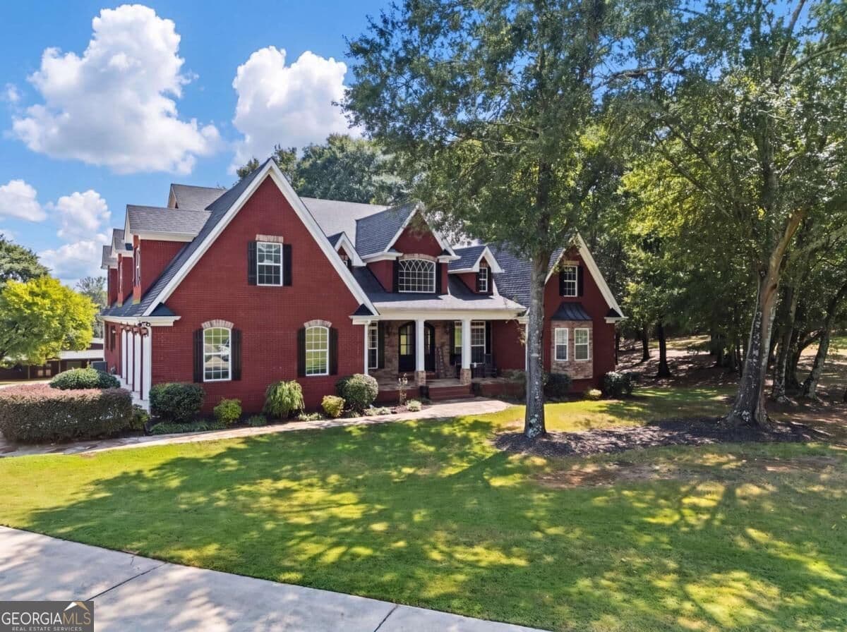 6 bedroom, 6 bathroom, 9,125 sq ft single family residence for sale at 365 Euharlee Road, Euharlee, GA 30120