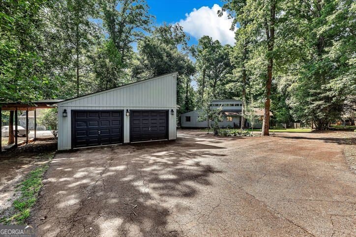 3 bedroom, 3 bathroom, 2,000 sq ft single family residence for sale at 123 Forest Drive, Townville, SC 29689 — photo 2
