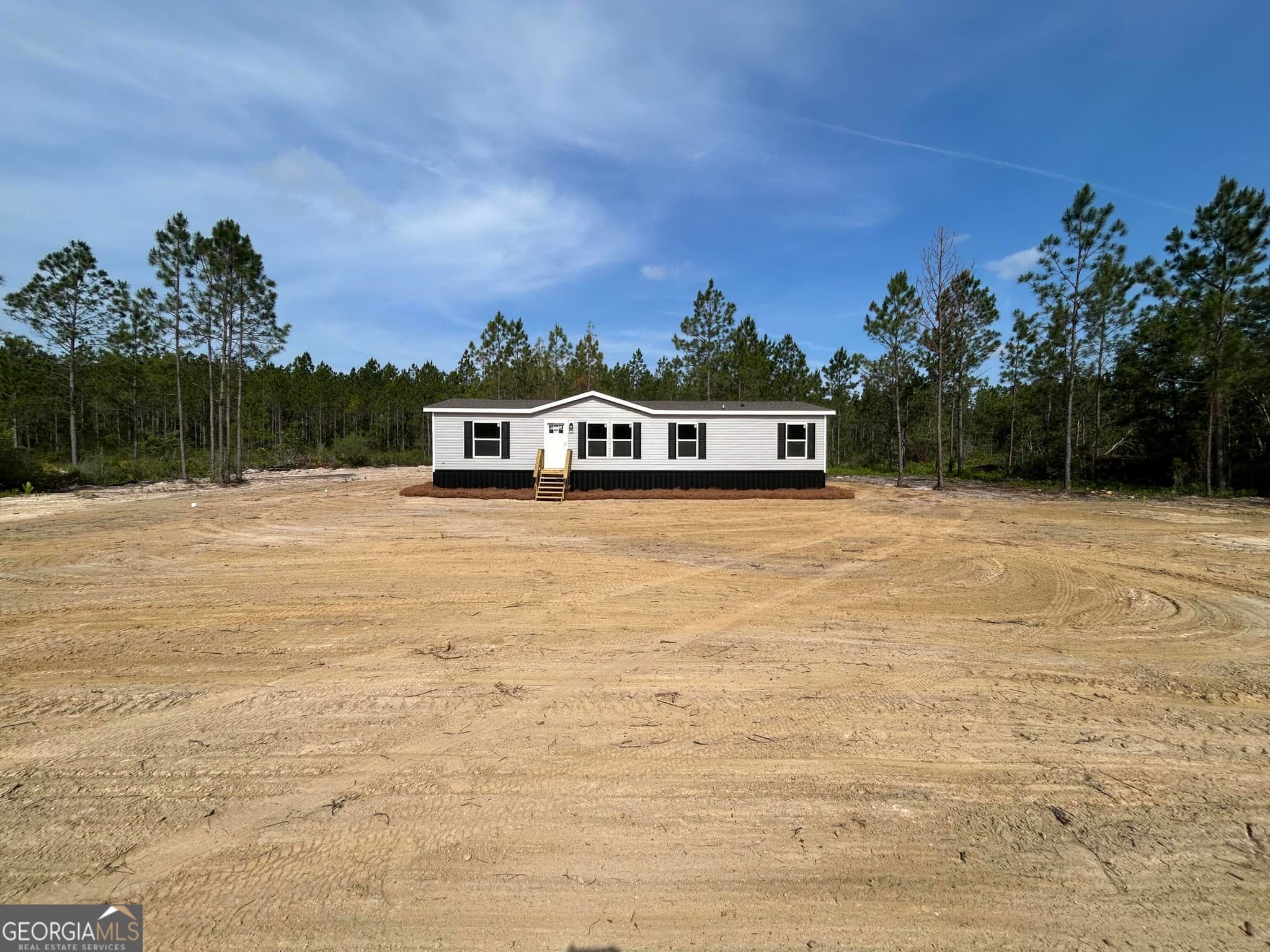 3 bedroom, 2 bathroom, 1,475 sq ft manufactured home,single family residence sold at 640 Elmer Thrift Road, Waycross, GA 31503