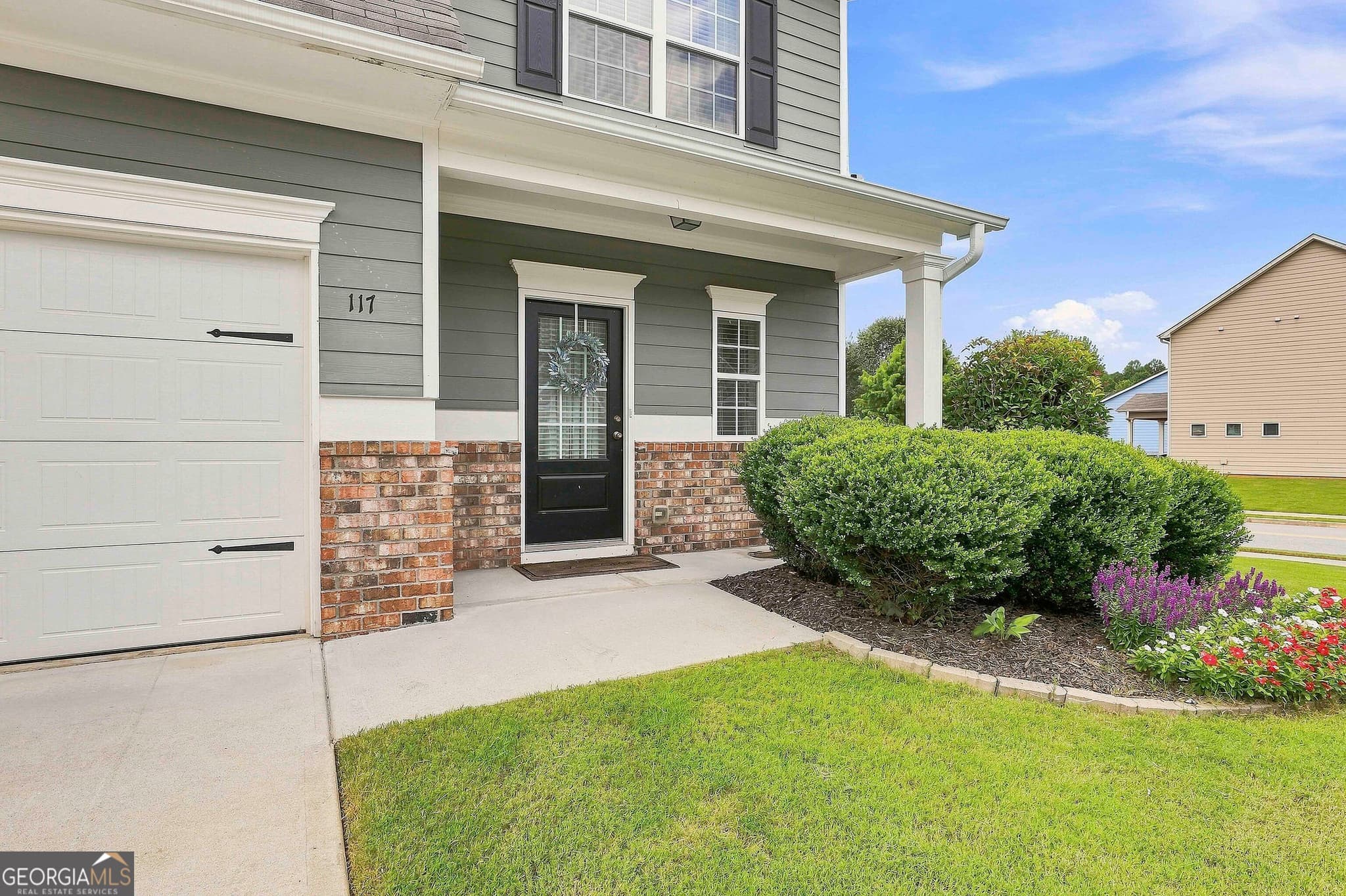 3 bedroom, 2.5 bathroom single family residence for sale at 117 Thomaston Street, Newnan, GA 30263 — photo 3