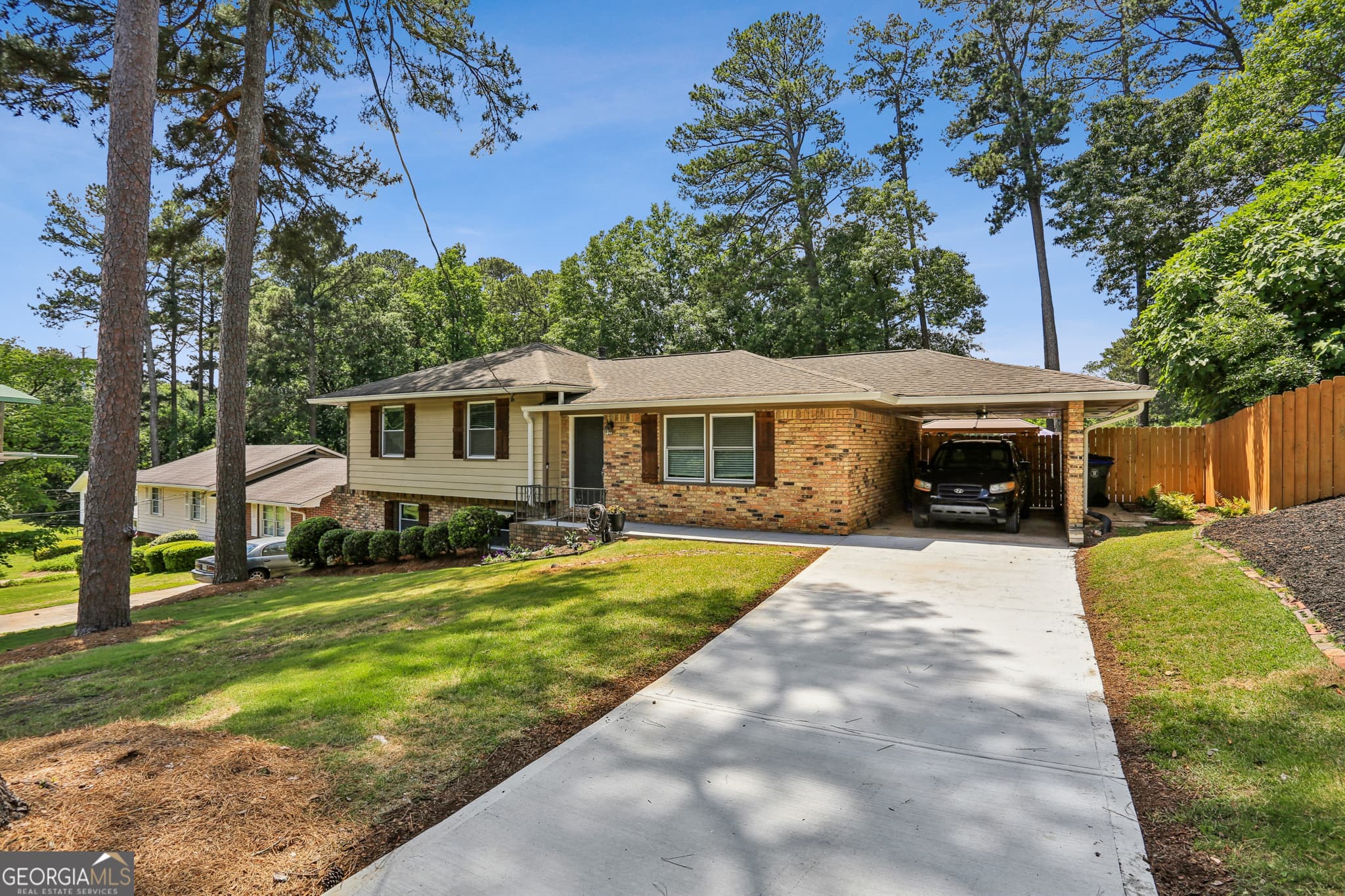 3 bedroom, 2 bathroom, 1,806 sq ft single family residence sold at 2740 Frontier Trail, Atlanta, GA 30341