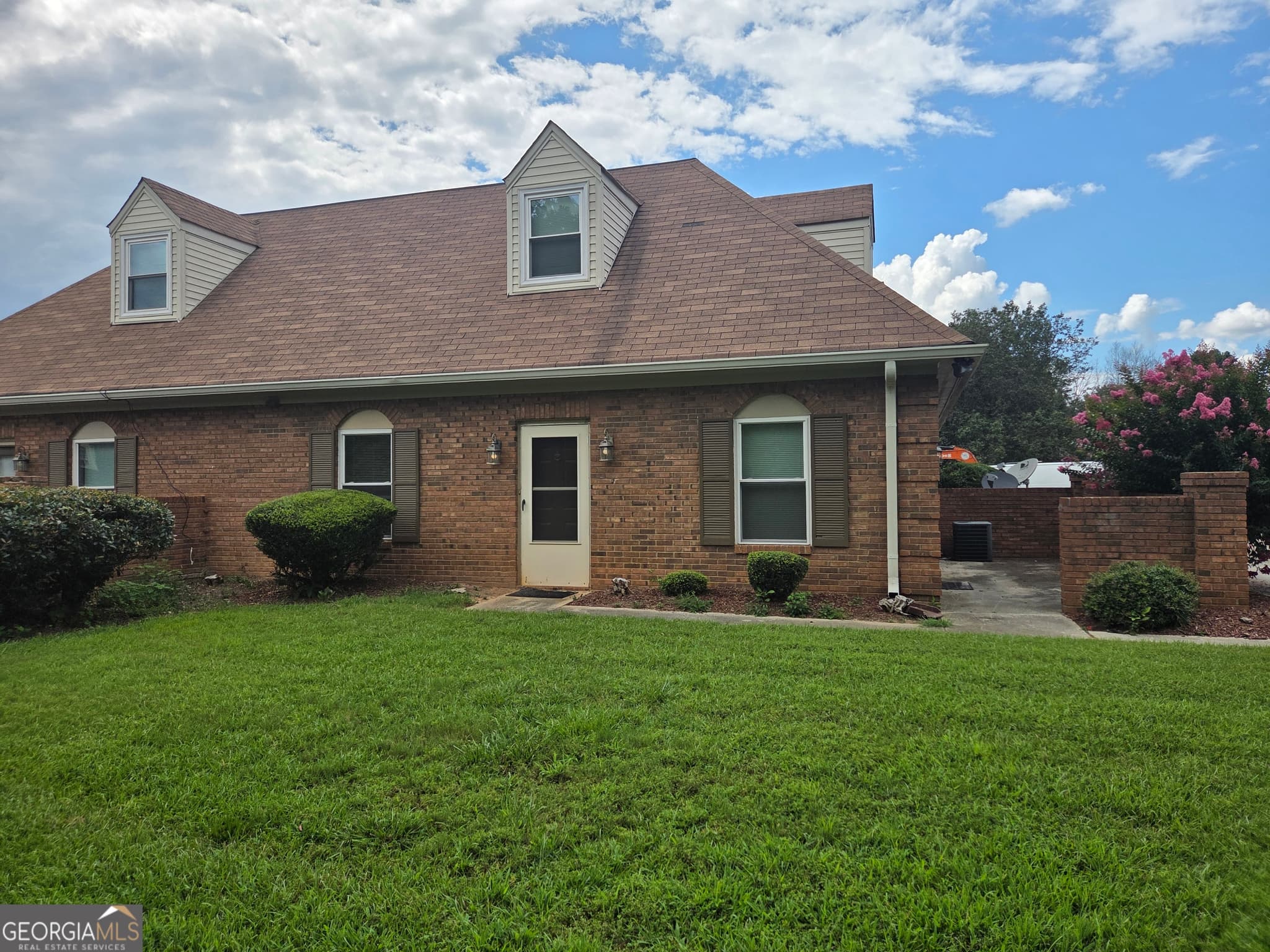 2 bedroom, 2 bathroom, 1,183 sq ft quadruplex for rent at 891 Park Place, Conyers, GA 30012 for $1,500 a month