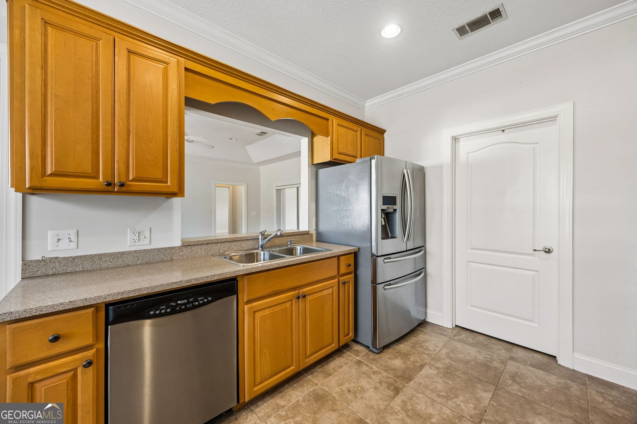 2 bedroom, 2 bathroom, 1,602 sq ft townhouse for sale at 19 Coastal Walk, St. Marys, GA 31558 — photo 9
