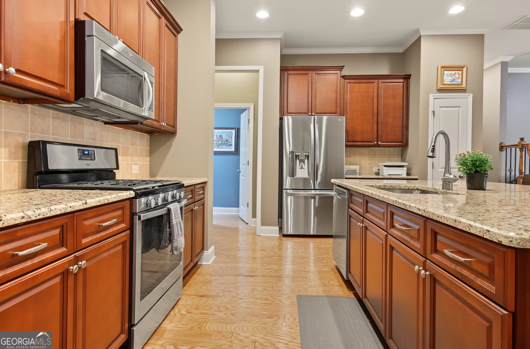3 bedroom, 2.5 bathroom, 2,260 sq ft townhouse for sale at 52 Star Spangled Lane, Peachtree City, GA 30269 — photo 6
