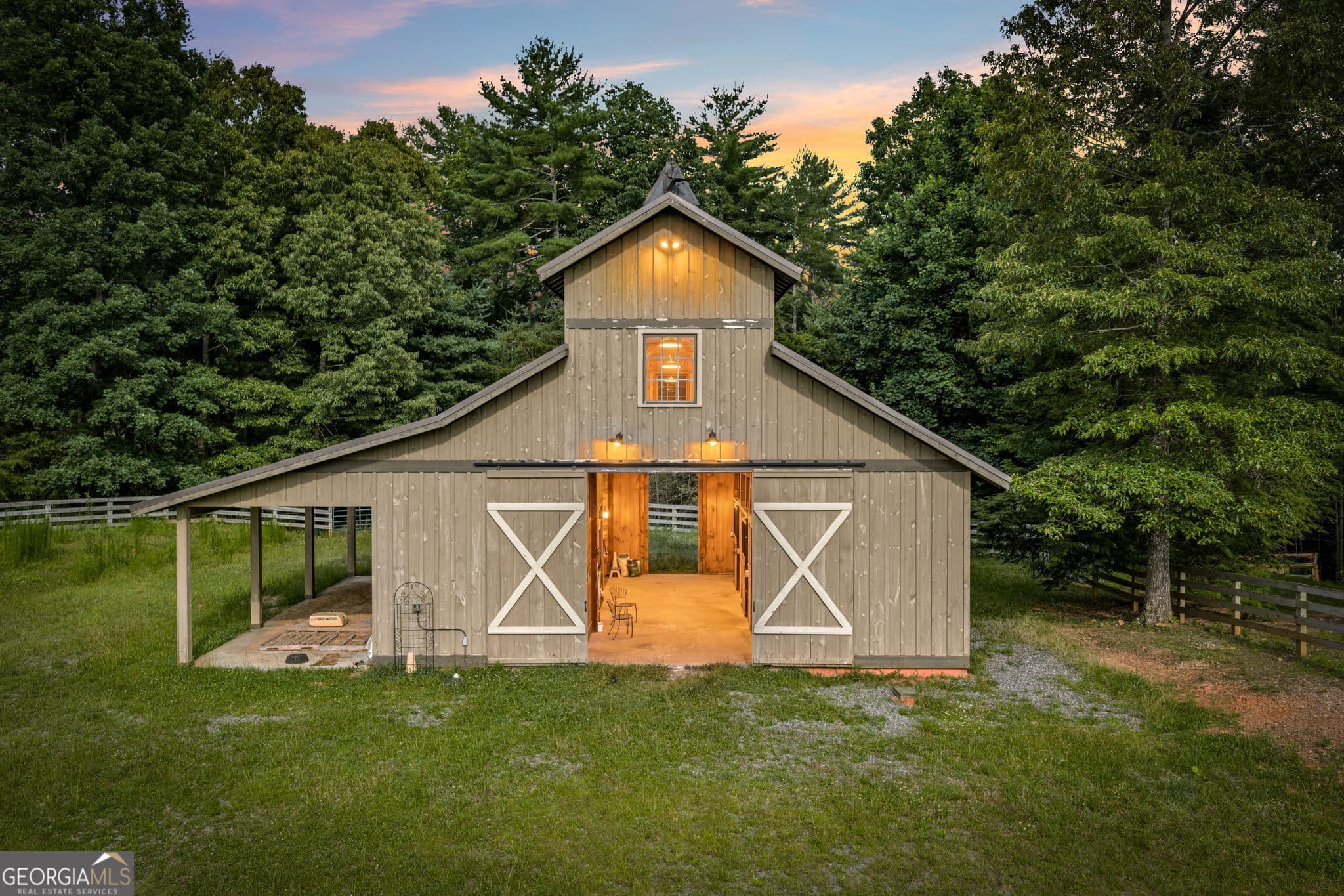 3 bedroom, 2.5 bathroom, 4,664 sq ft cabin,single family residence for sale at 290 Old Anderson Creek Road, Ellijay, GA 30536 — photo 6