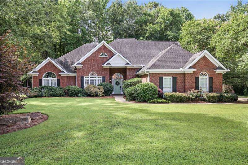 4 bedroom, 3.5 bathroom, 3,230 sq ft single family residence sold at 348 Covered Bridge Place, Smyrna, GA 30082