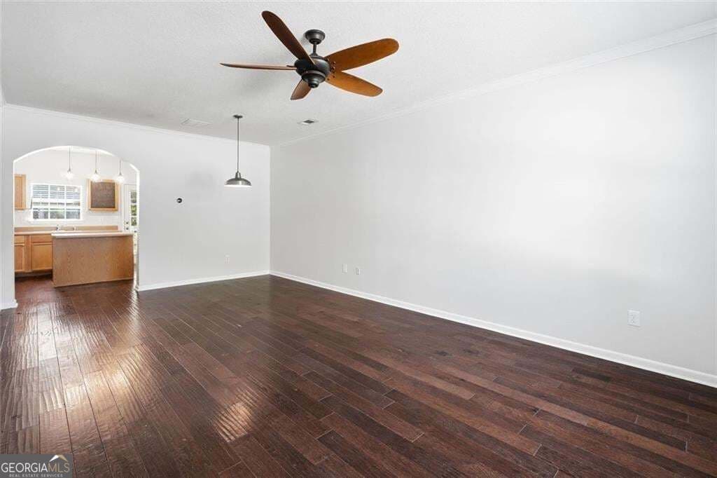 2 bedroom, 2.5 bathroom, 1,260 sq ft townhouse for sale at 2086 Del Lago Circle, Kennesaw, GA 30152 — photo 5