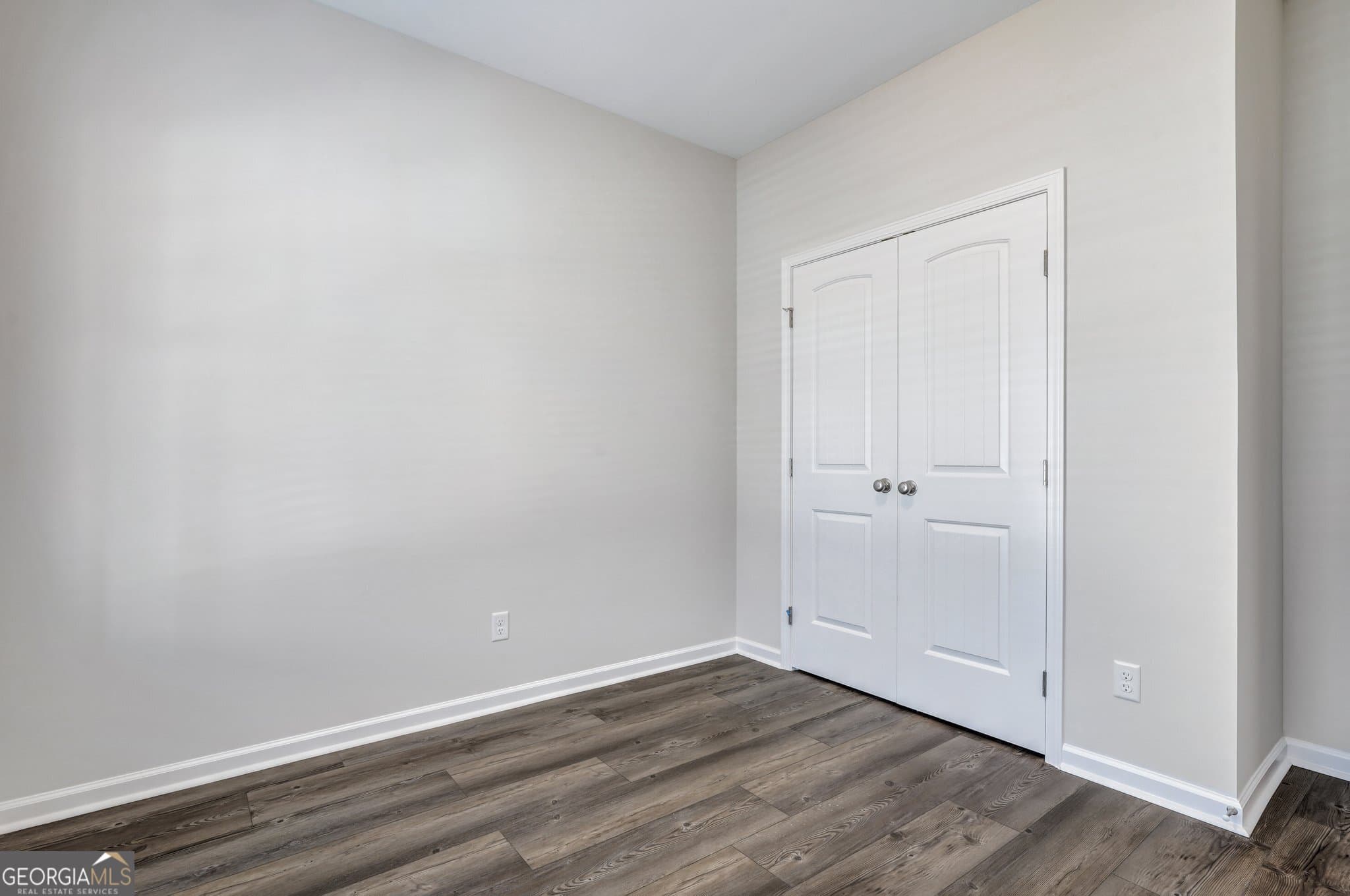 4 bedroom, 3 bathroom, 2,345 sq ft single family residence under contract at 253 Roscomare Lane, Statesboro, GA 30461 — photo 3