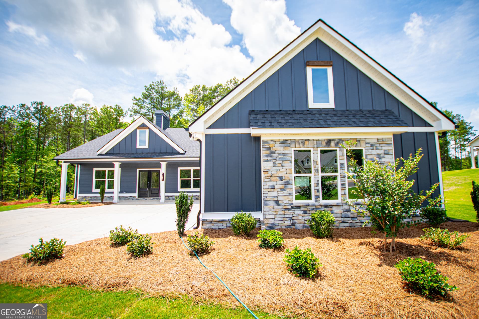 4 bedroom, 2.5 bathroom, 2,334 sq ft single family residence for sale at 134 Woodford Drive, Roopville, GA 30170 — photo 2
