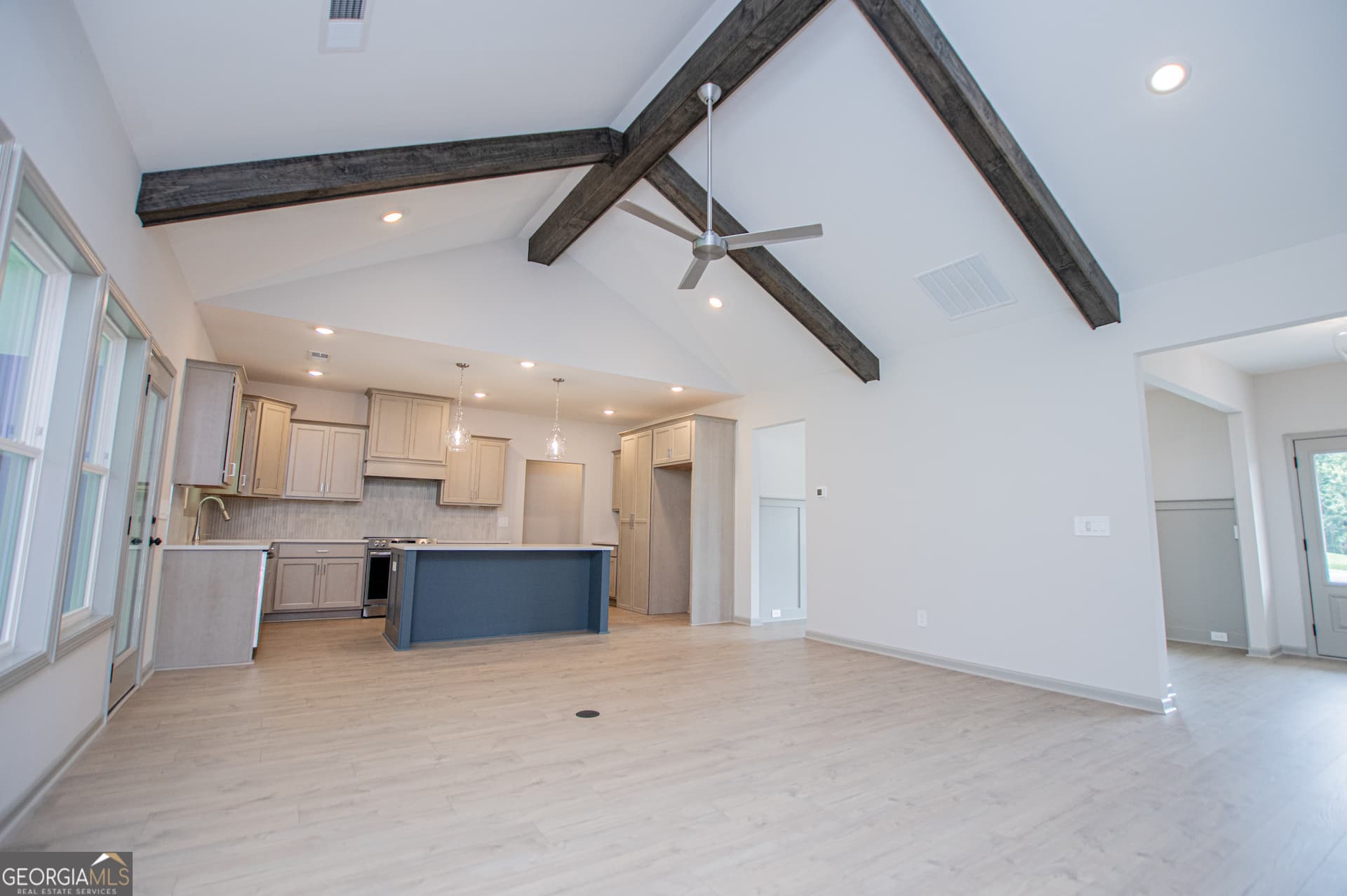 4 bedroom, 2.5 bathroom, 2,334 sq ft single family residence for sale at 134 Woodford Drive, Roopville, GA 30170 — photo 7